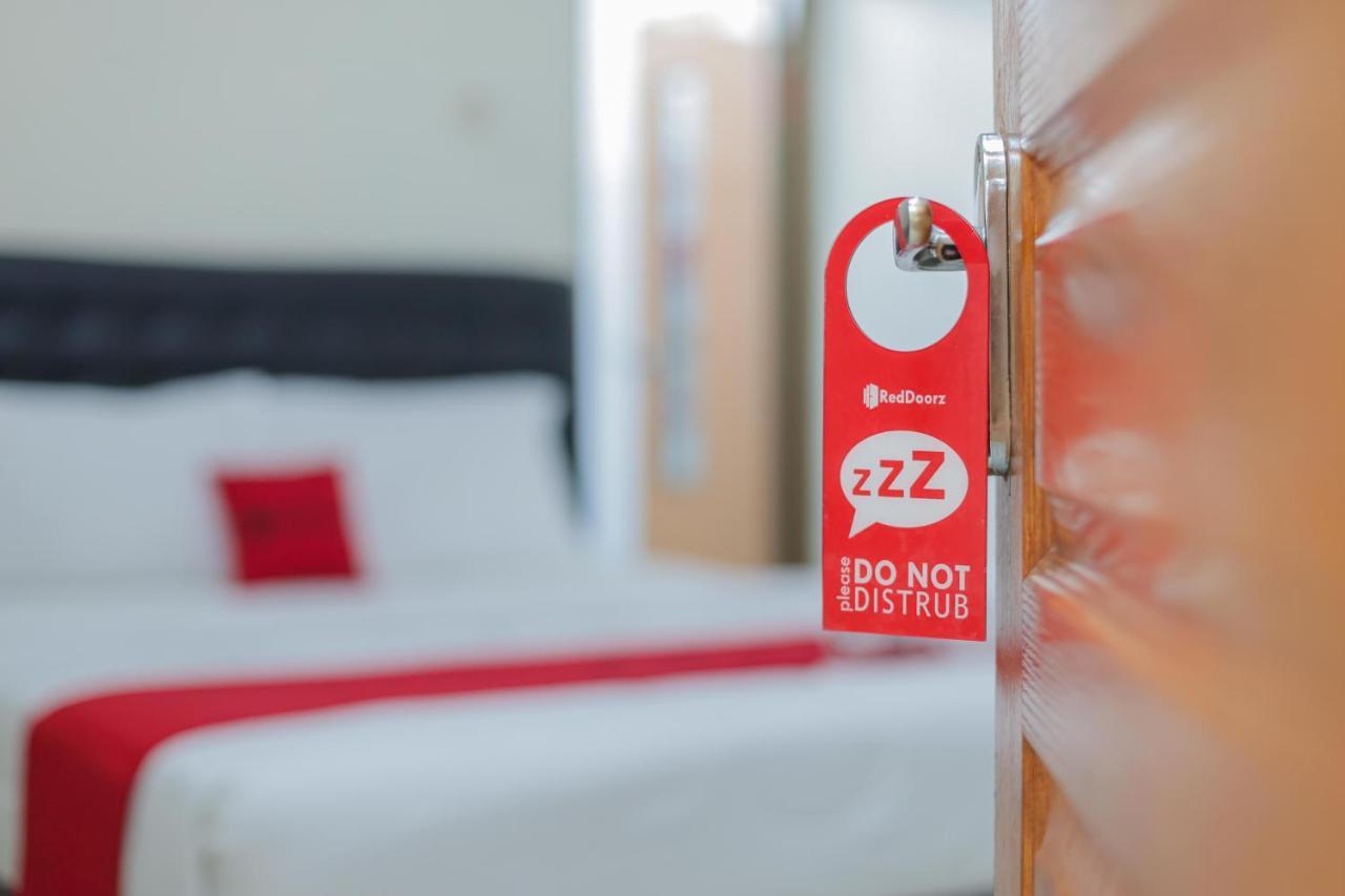 Reddoorz At Wr Supratman Batu Hotel Batu  Eksteriør billede